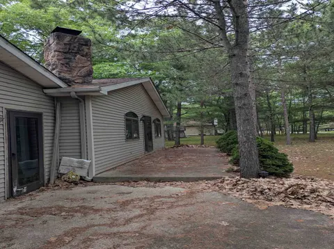 28 W Pine, Au Gres MI 48703 photo 5