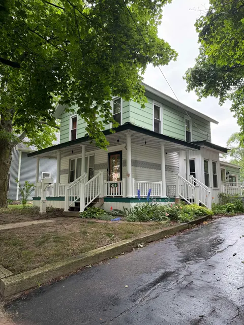 414 N Maple Street, Ithaca MI 48847 photo 2