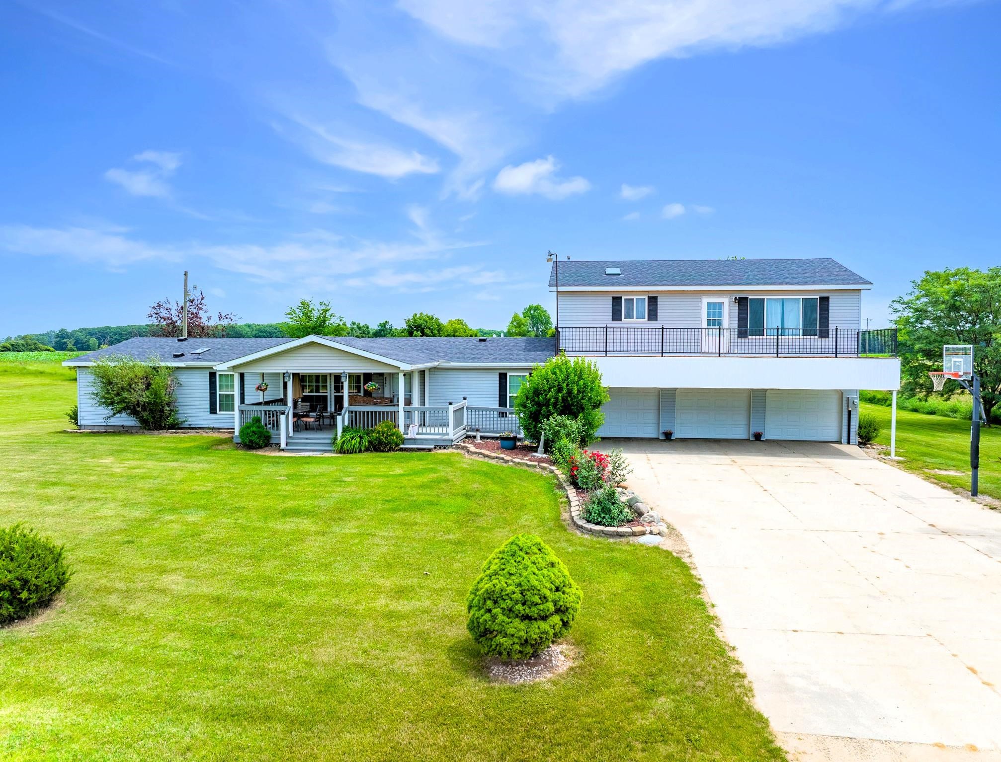 8941 S Mission Road, Mount Pleasant MI 48858 photo 1