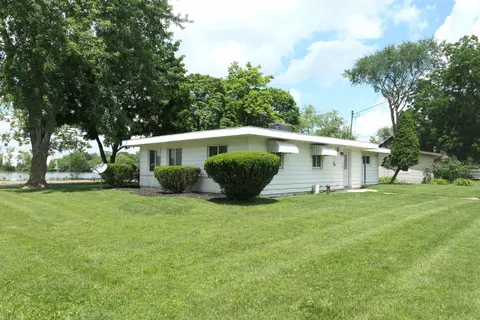 135 Riverside Drive, Alma MI 48801 photo 2