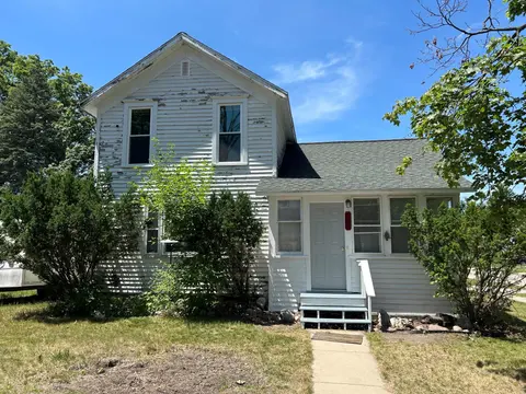 302 S Pine Street, Mount Pleasant MI 48858 home for sale