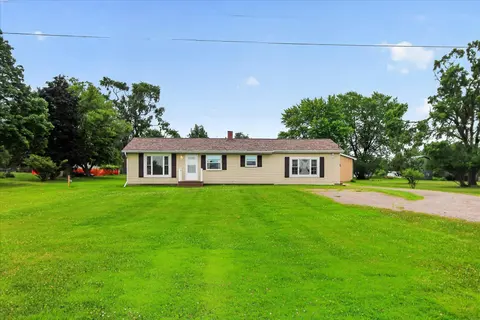 7898 E Broomfield Road, Mount Pleasant MI 48858 photo 3