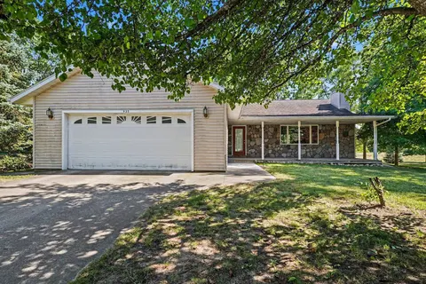 935 S Crawford Road, Mount Pleasant MI 48858 photo 2