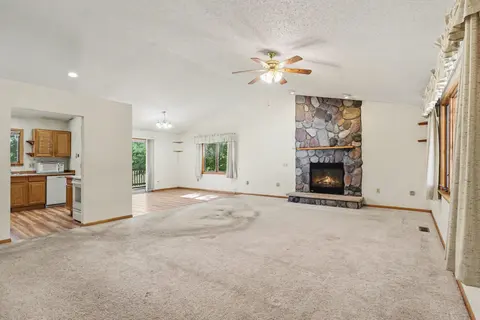 935 S Crawford Road, Mount Pleasant MI 48858 photo 5
