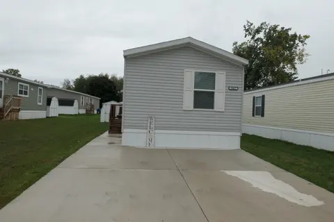 1062 Jefferson Court, Mount Pleasant MI 48858 photo 4