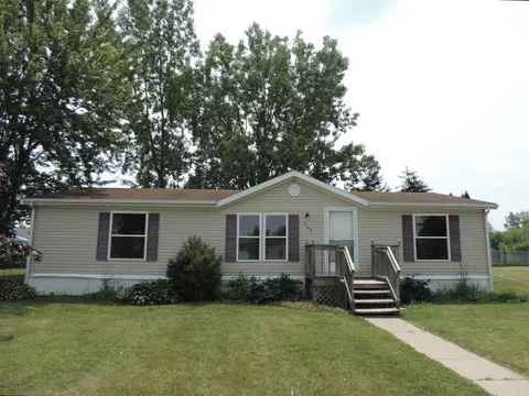 5232 E Broadway Road, Mount Pleasant MI 48858 photo 2