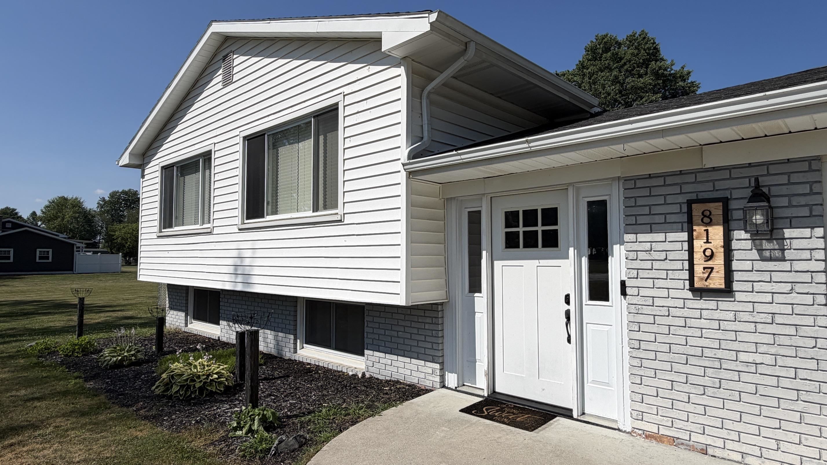 8197 S Federal Road, Shepherd MI 48883 photo 1