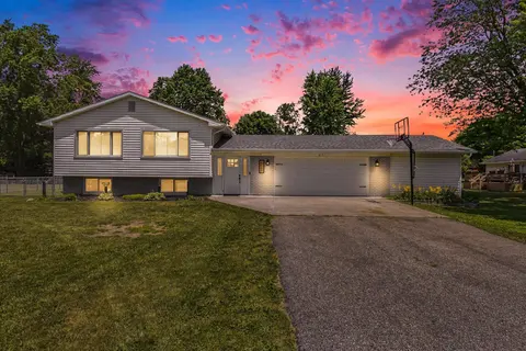 8197 S Federal Road, Shepherd MI 48883 photo 2