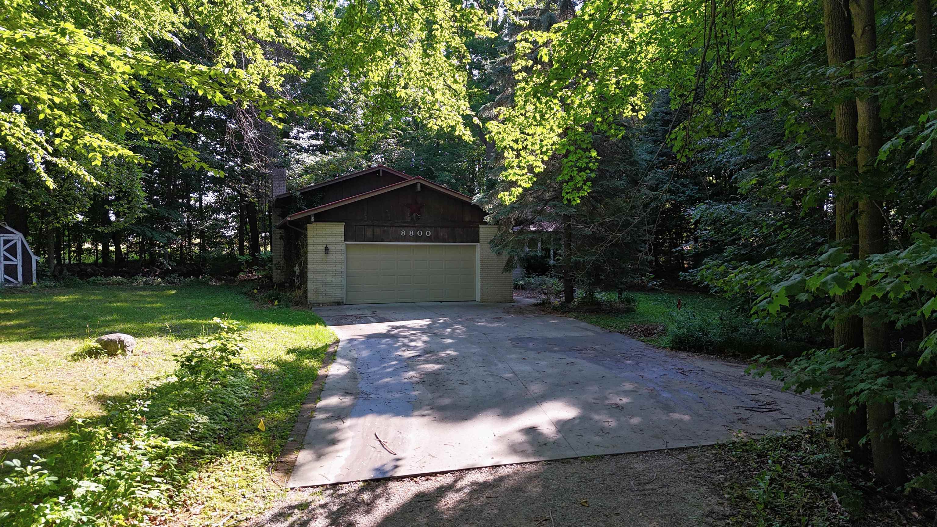 8800 Golfside Court, Shepherd MI 48883 photo 1