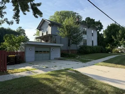 424 Center Street, Alma MI 48801 photo 2