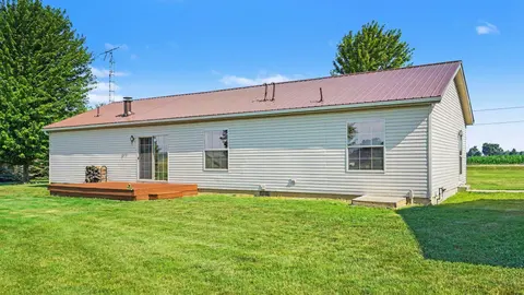 3895 W Broomfield Road, Mount Pleasant MI 48858 photo 2