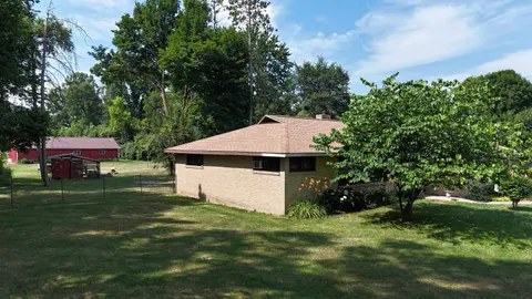 3488 E Rosebush Road, Rosebush MI 48878 photo 2