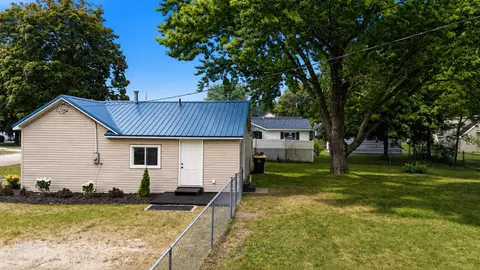 1117 Ward Street, Mount Pleasant MI 48858 photo 2