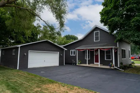 522 N 2nd Street, Shepherd MI 48883 photo 3
