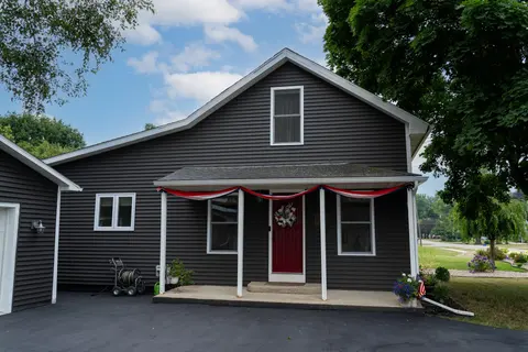522 N 2nd Street, Shepherd MI 48883 photo 4