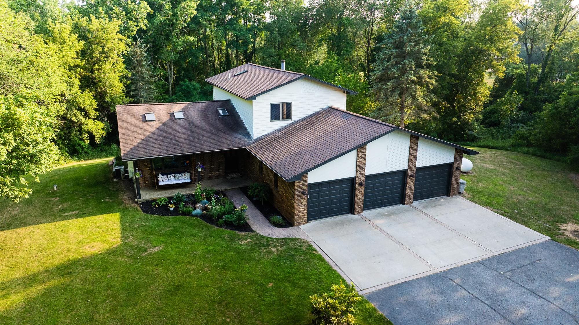 4734 S Nottawa Road, Mount Pleasant MI 48858 photo 1