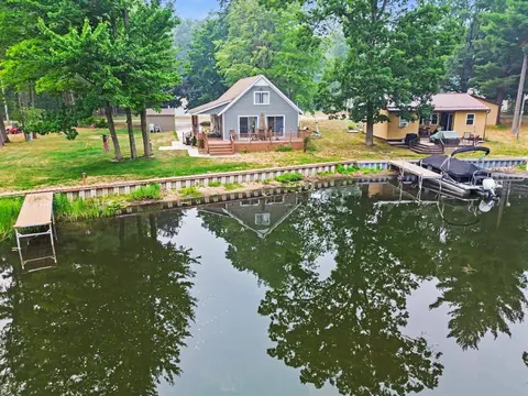11815 N Shore Drive, Lake MI 48632 photo 2
