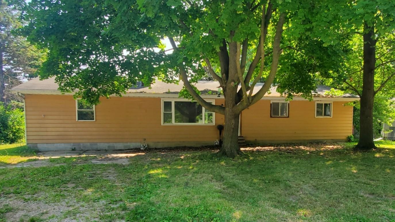 424 N Ithaca Street, Ithaca MI 48847 photo 1