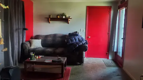 910 N Bowery, Gladwin MI 48624 photo 3