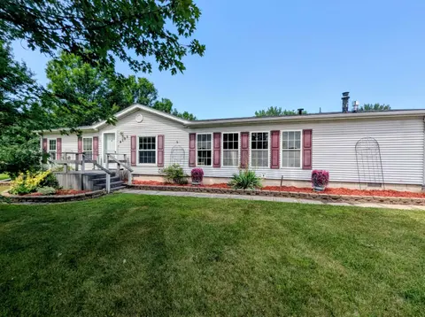 4195 Wheeler Road, Bay City MI 48706 photo 2