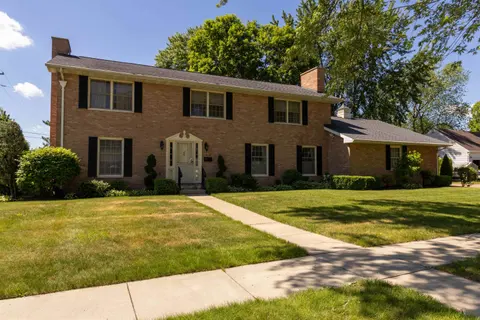 1054 North Drive, Mount Pleasant MI 48858 home for sale
