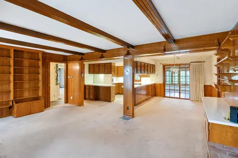 1054 North Drive, Mount Pleasant MI 48858 photo 4