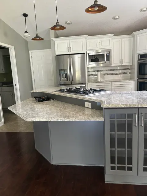 2250 Rosewood Drive, Mount Pleasant MI 48858 photo 3