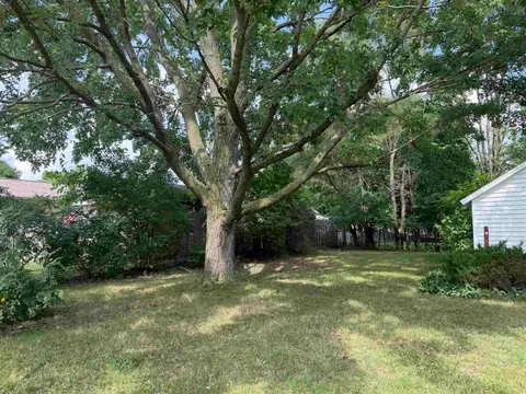 405 S Maxwell Street, Mount Pleasant MI 48858 photo 3