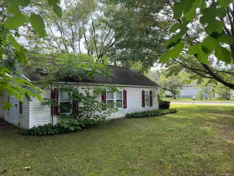405 S Maxwell Street, Mount Pleasant MI 48858 photo 4