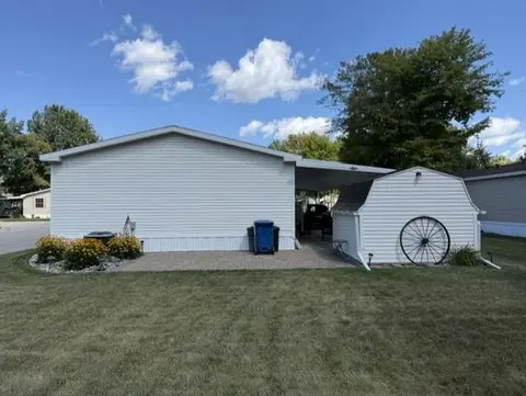 1650 Goldenrod, Saginaw MI 48609 photo 2