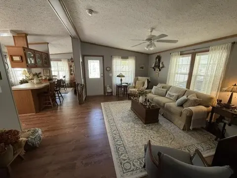 1650 Goldenrod, Saginaw MI 48609 photo 3