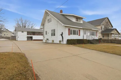 430 Bridge Avenue, Alma MI 48801 photo 3