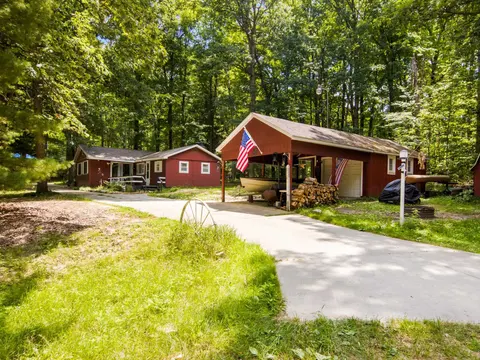 4883 Poplar Drive, Harrison MI 48625-8557 home for sale