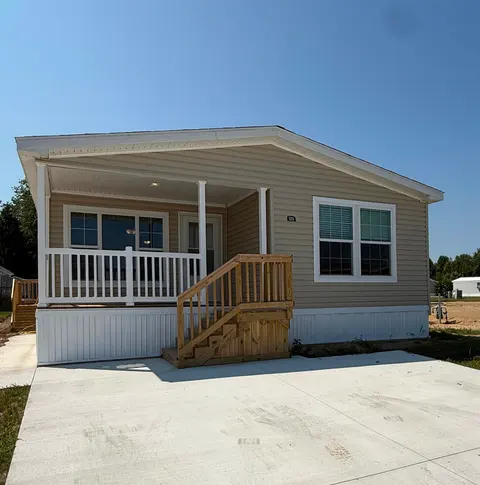 1211 Wellington, Mount Pleasant MI 48858 photo 2