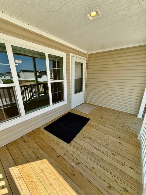 1211 Wellington, Mount Pleasant MI 48858 photo 3