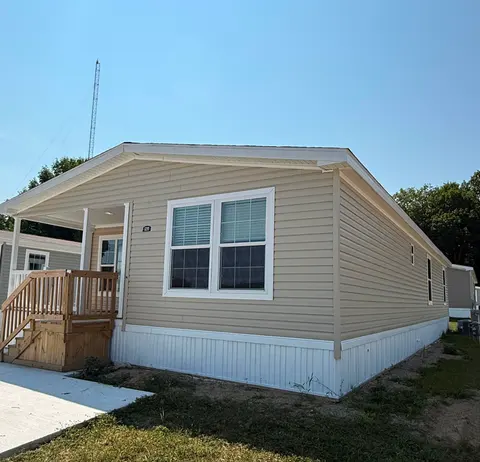 1211 Wellington, Mount Pleasant MI 48858 photo 5