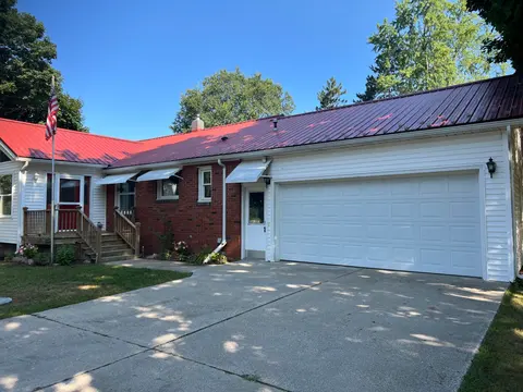 4782 W Lincoln Road, Alma MI 48801 photo 2