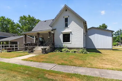 204 S Hodges Drive, Perrinton MI 48871 photo 4