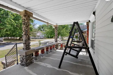 204 S Hodges Drive, Perrinton MI 48871 photo 5