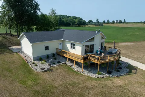 1201 S Clubhouse Drive, Lake Isabella MI 48893 photo 3