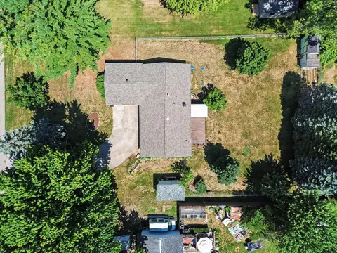 3831 Green Acres Drive, Mount Pleasant MI 48858 photo 4