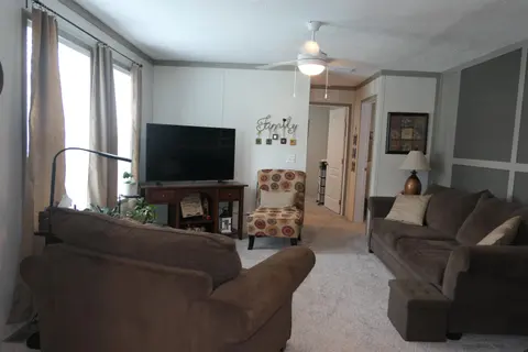 1162 Wellington Drive, Mount Pleasant MI 48858 photo 4
