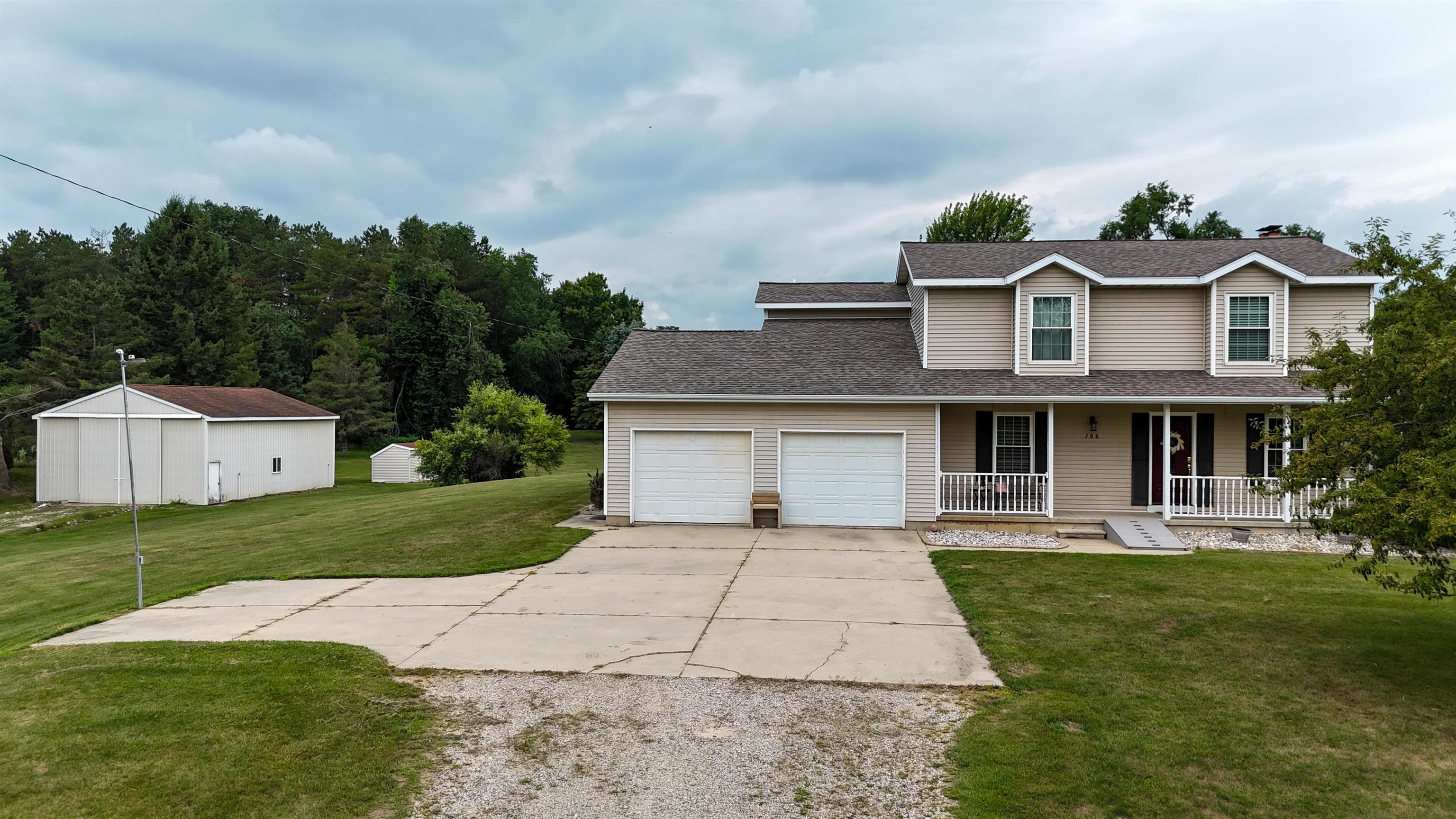 798 S Whiteville Road, Mount Pleasant MI 48858 photo 1
