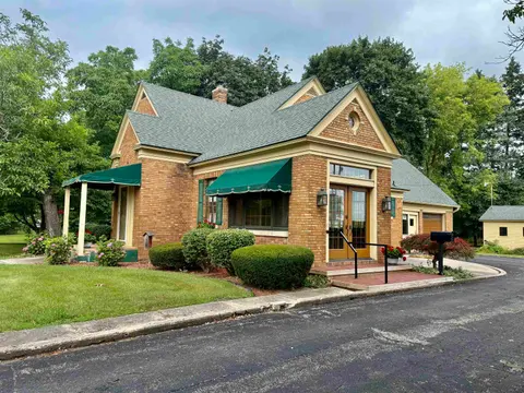 717 E Saginaw Street, Breckenridge MI 48615 photo 2