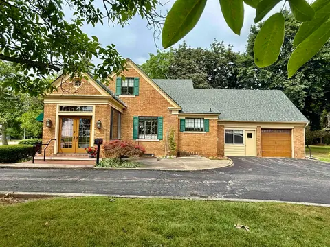 717 E Saginaw Street, Breckenridge MI 48615 photo 3