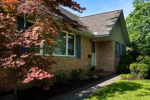 1320 E Chippewa Street, Mount Pleasant MI 48858 photo 3