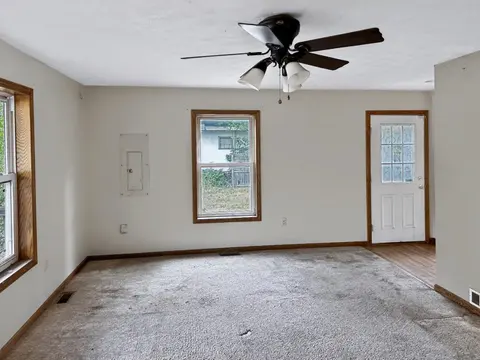 405 Maple # 16, Lake MI 48632 photo 2