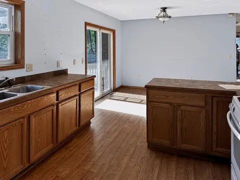 405 Maple # 16, Lake MI 48632 photo 3