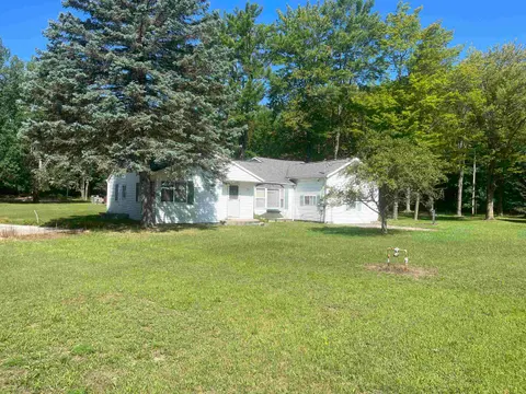 5200 S Huron, Standish MI 48658 home for sale