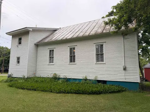 1117 Michigan Avenue, Alma MI 48801 photo 3